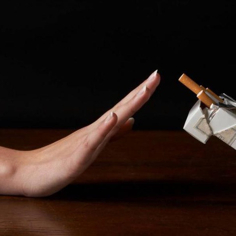 Курение в подростковом возрасте: как предотвратить вредную привычку?
